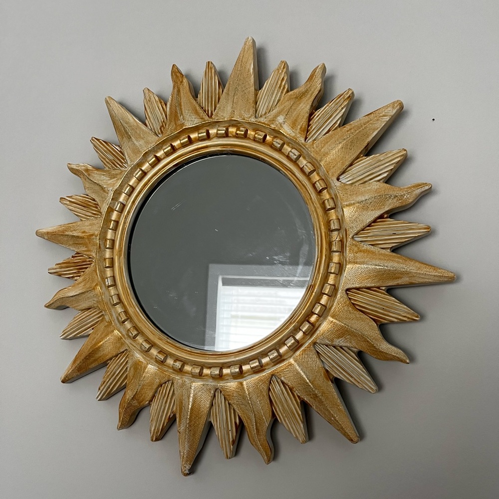 Sun shine mirror